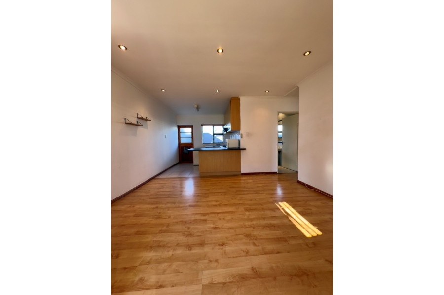 4 Bedroom Property for Sale in Kensington Western Cape